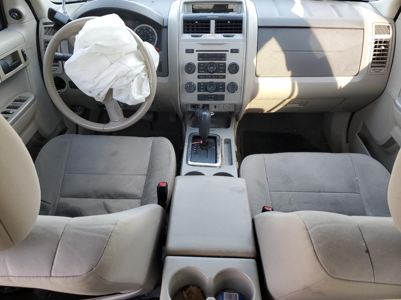2011 Ford Escape - Image 8