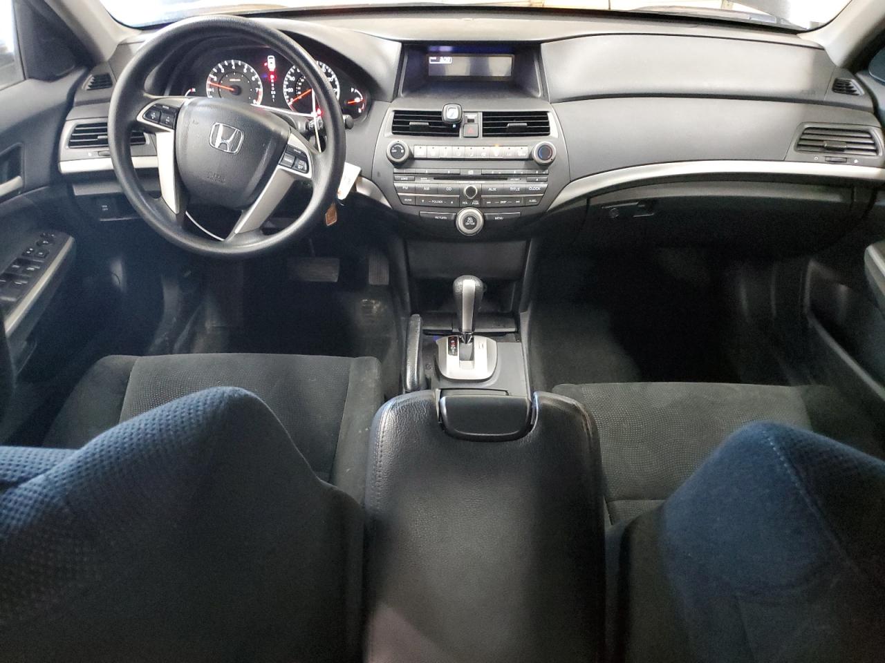 2010 Honda Accord - Image 8