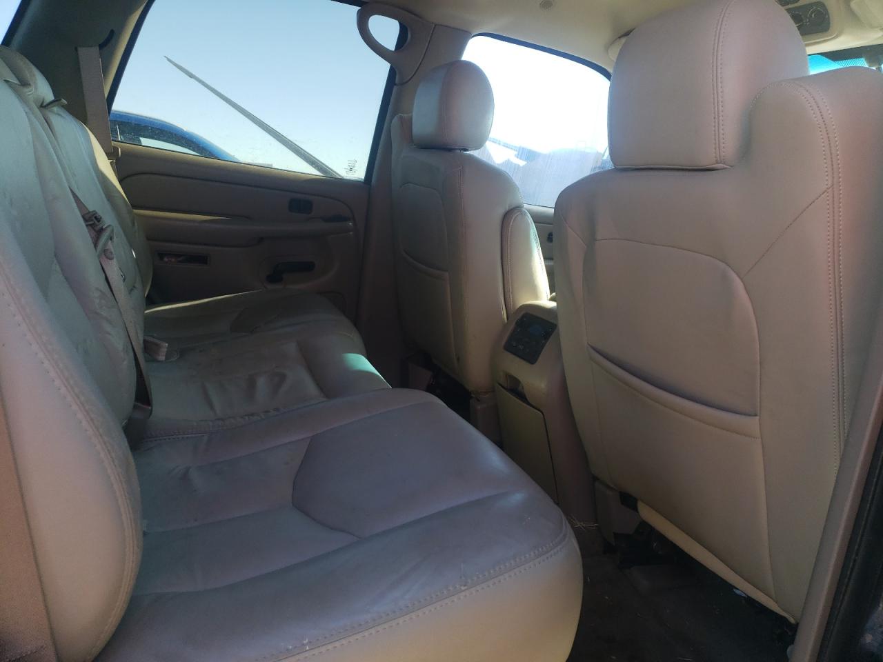 2004 Chevrolet Tahoe C1500 VIN: 1GNEC13Z74R148586 Lot: 87933485