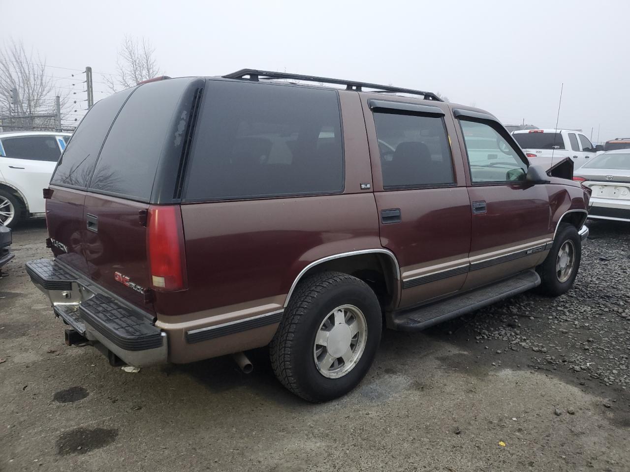1995 GMC Yukon - Image 3