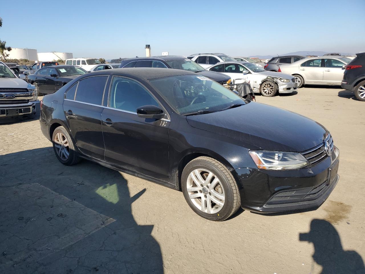 2017 Volkswagen Jetta - Image 4