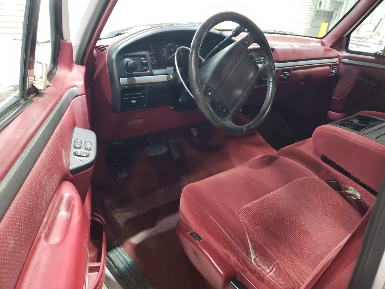 1995 Ford F-150 - Image 8