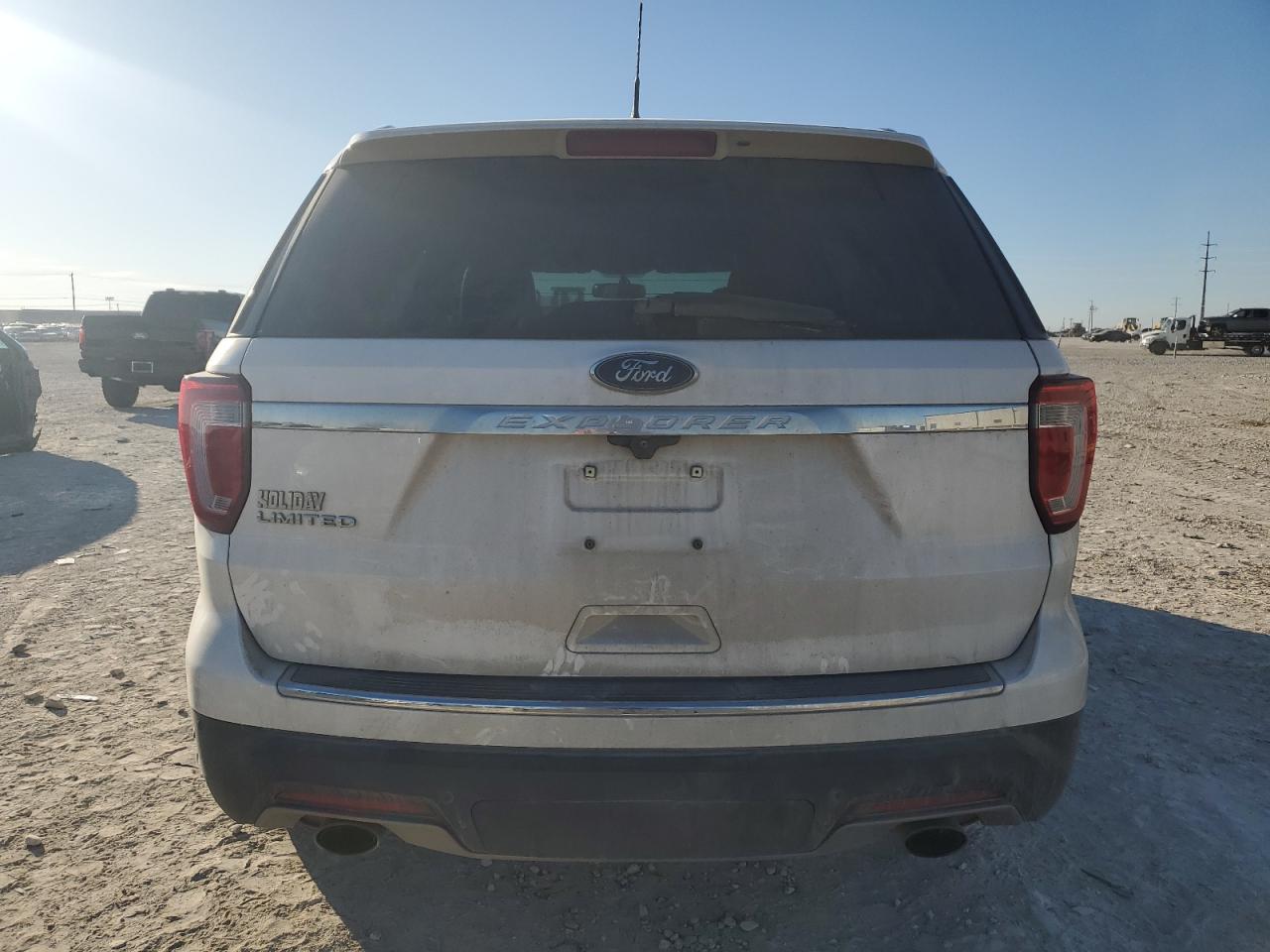 2019 Ford Explorer - Image 6