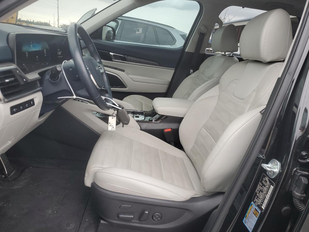 2023 Kia Telluride - Image 7