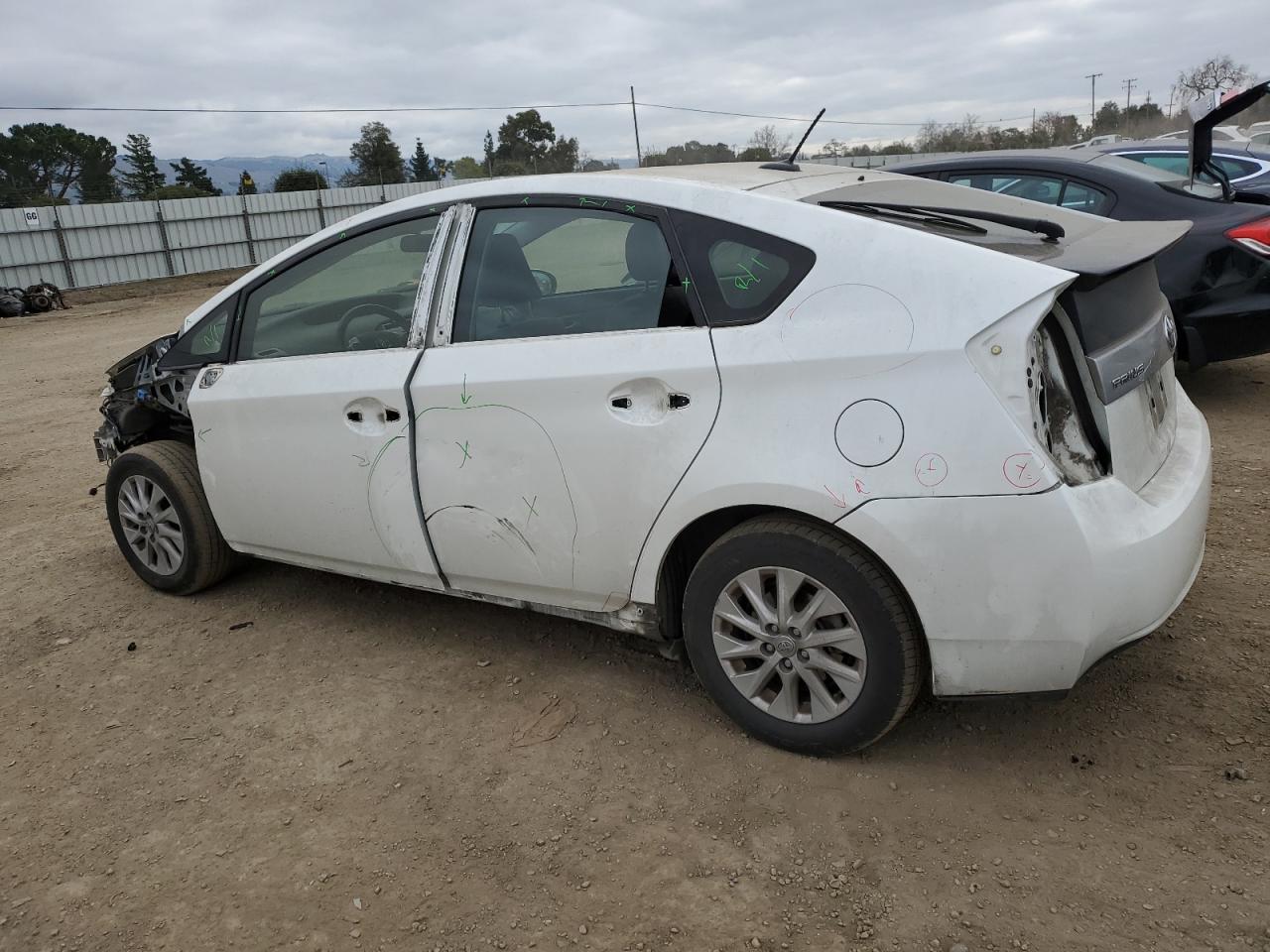 2013 Toyota Prius - Image 2