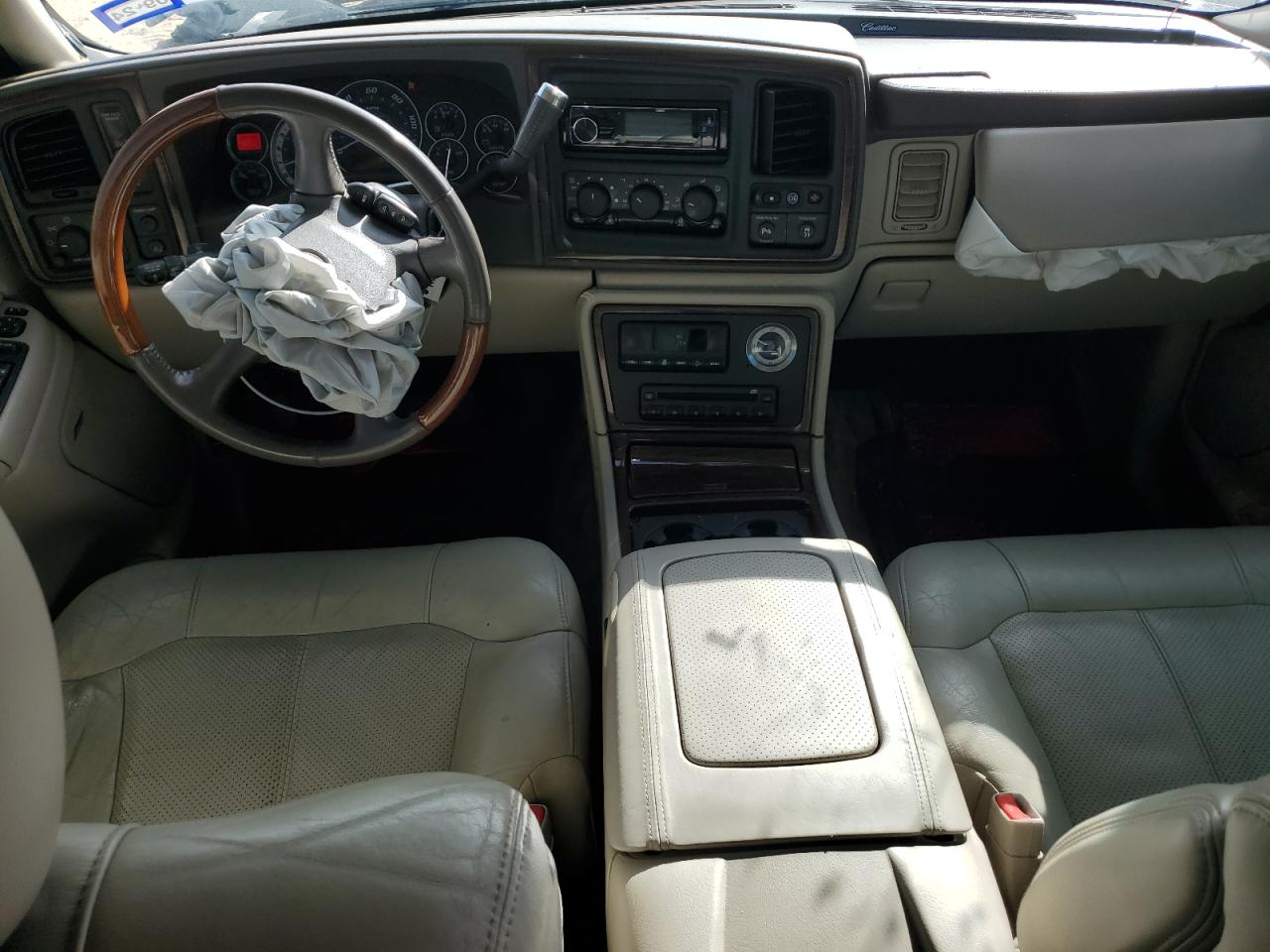 2002 Cadillac Escalade - Image 8