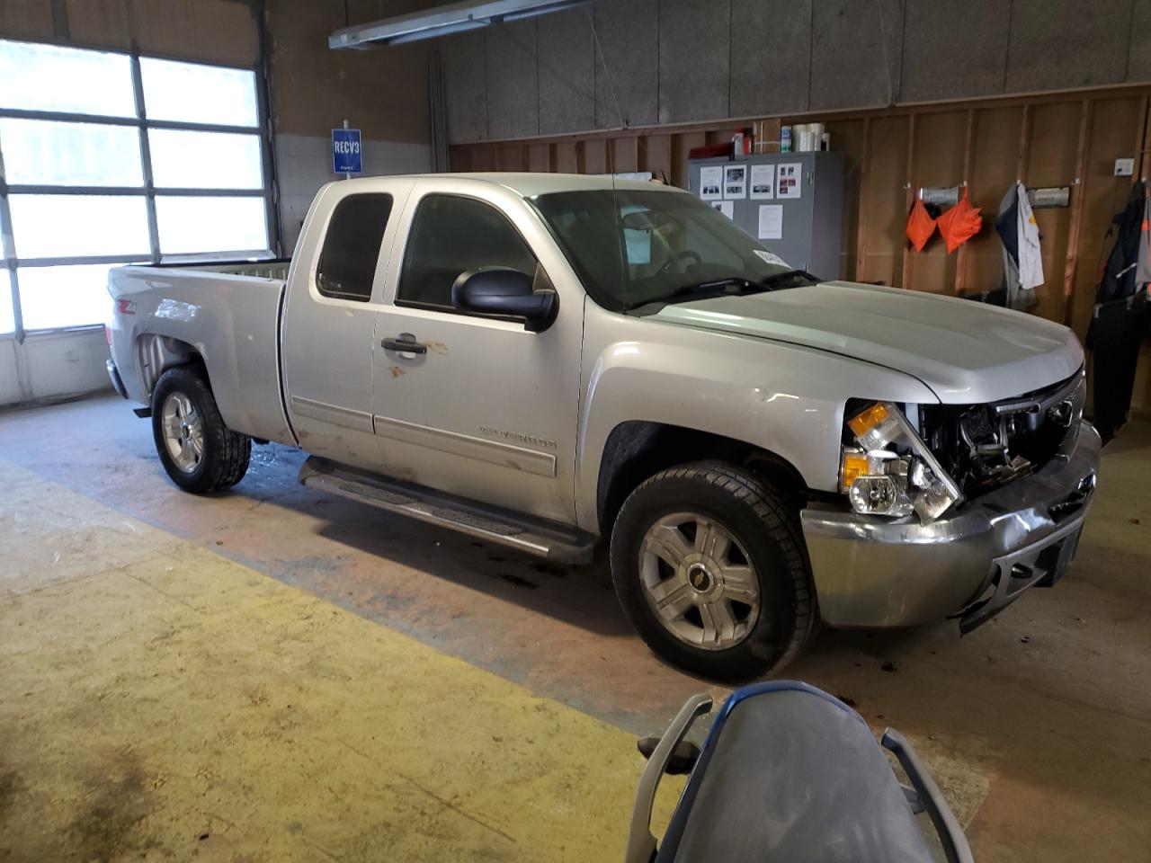 2013 Chevrolet Silverado - Image 4