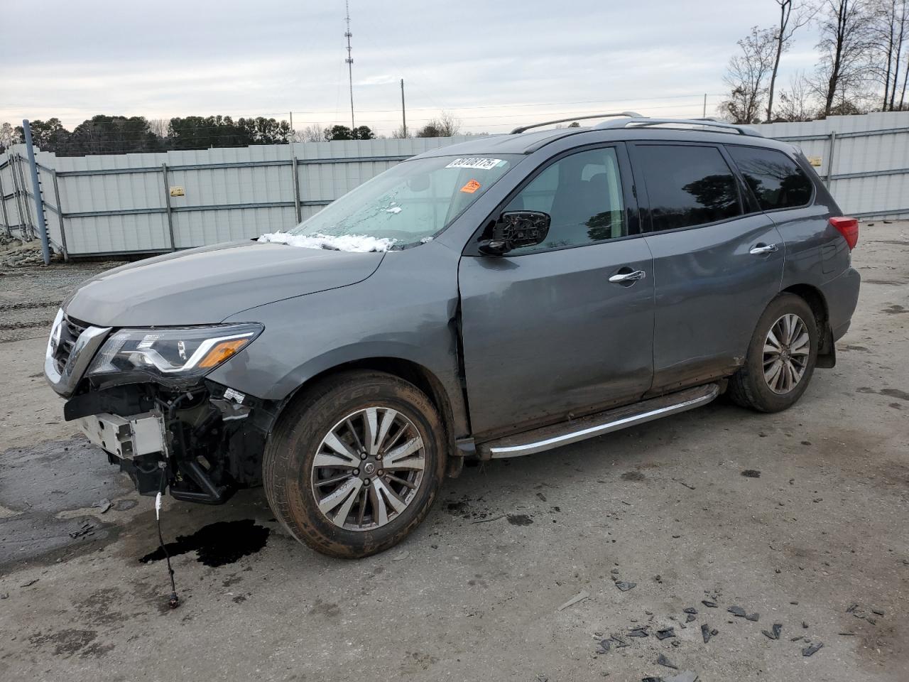 2019 Nissan Pathfinder - Image 1