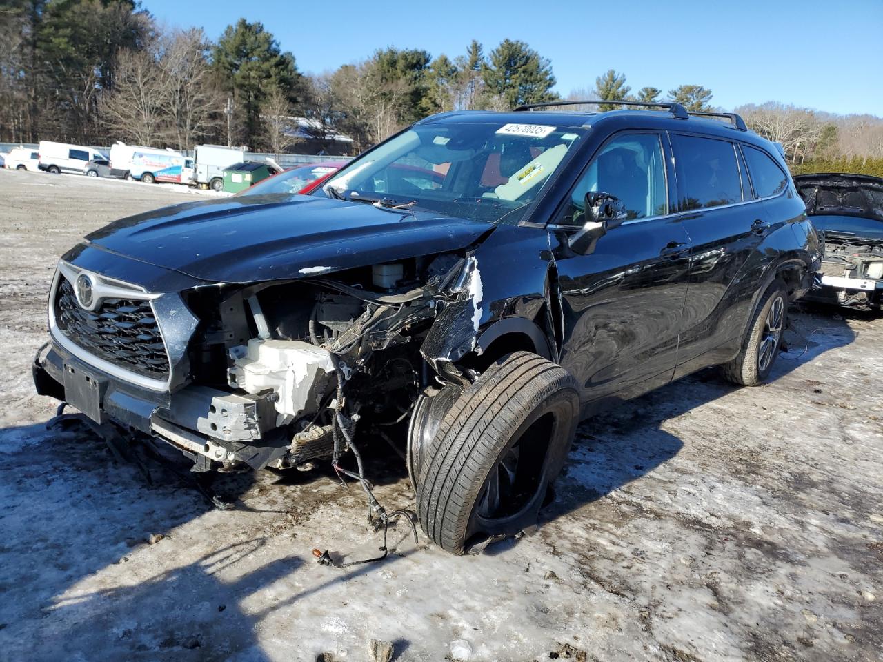 2020 Toyota Highlander - Image 1