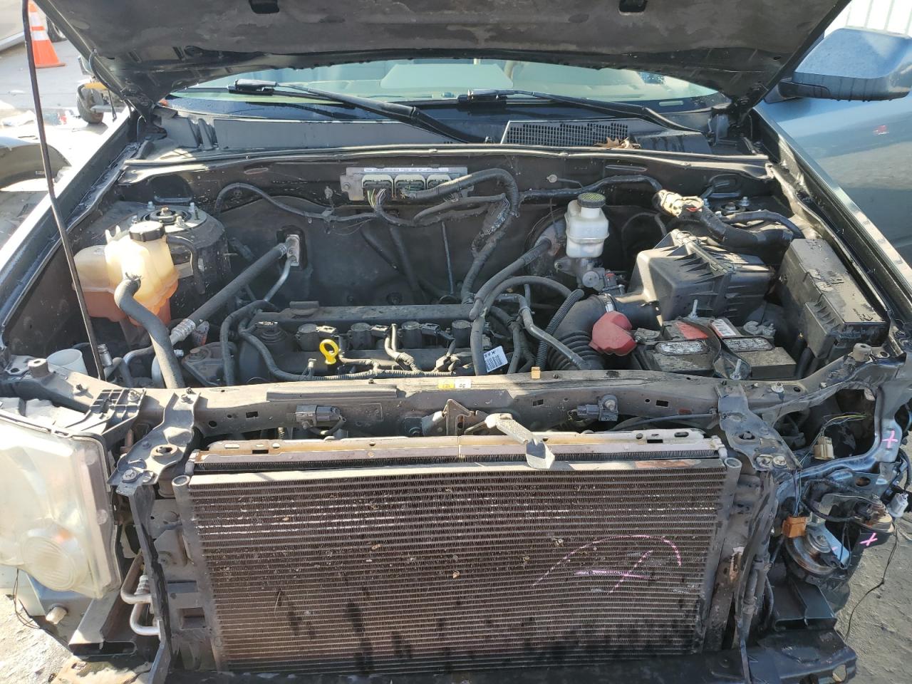 2012 Ford Escape - Image 12