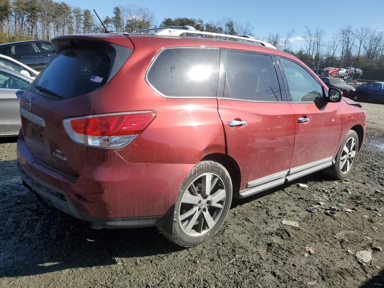 2013 Nissan Pathfinder - Image 3