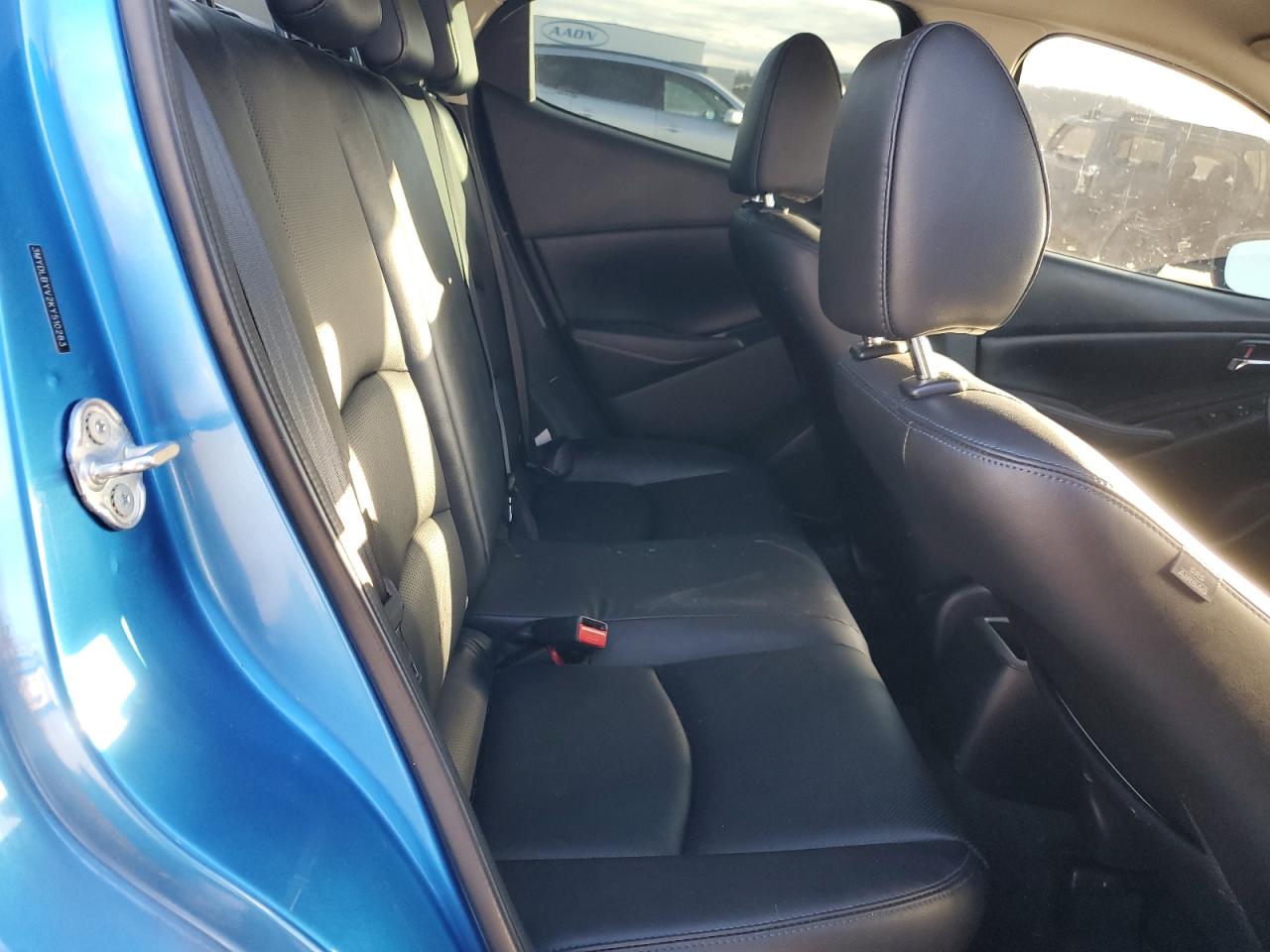 2019 Toyota Yaris - Image 10