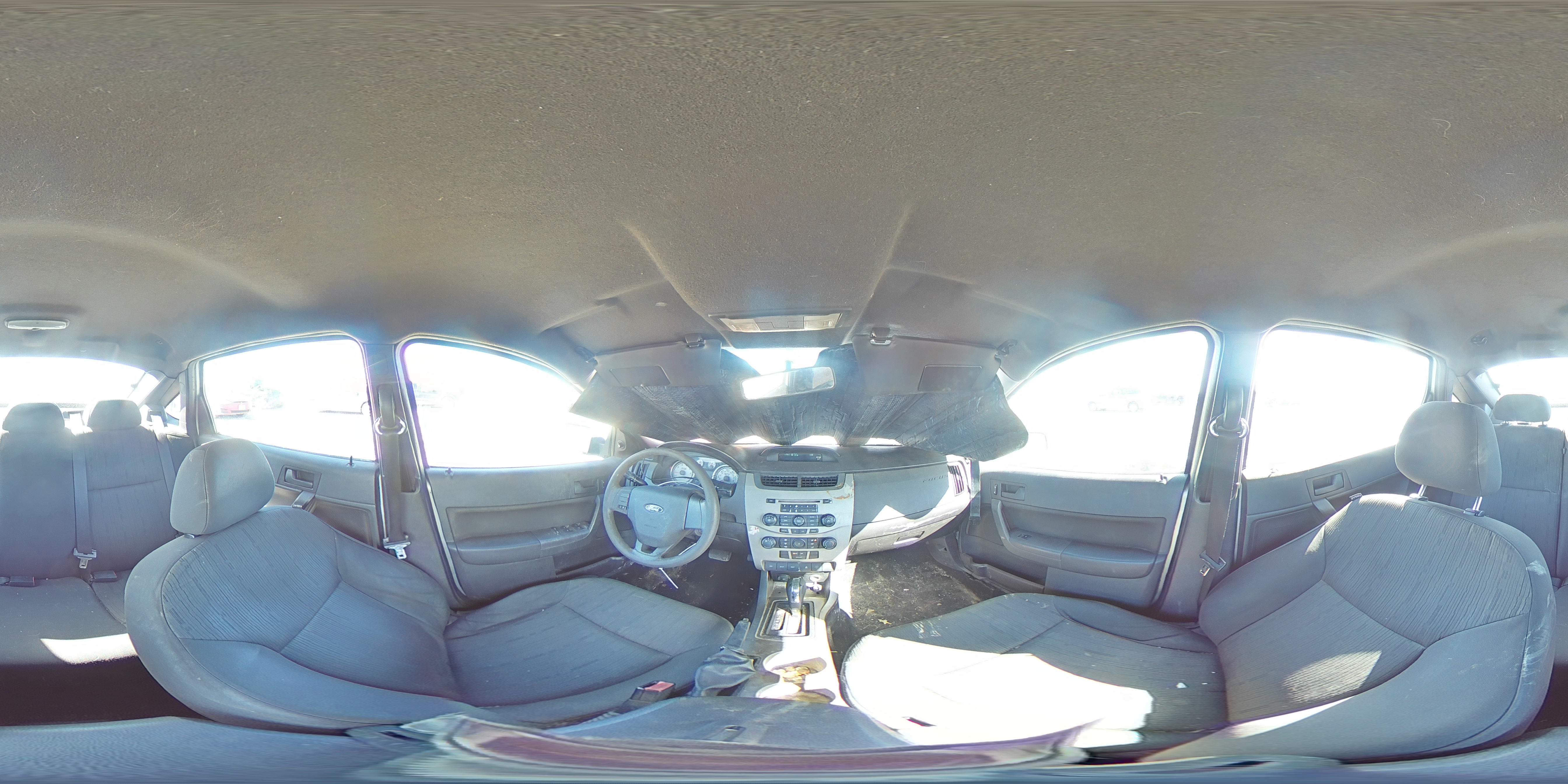2010 Ford Focus - Image 13