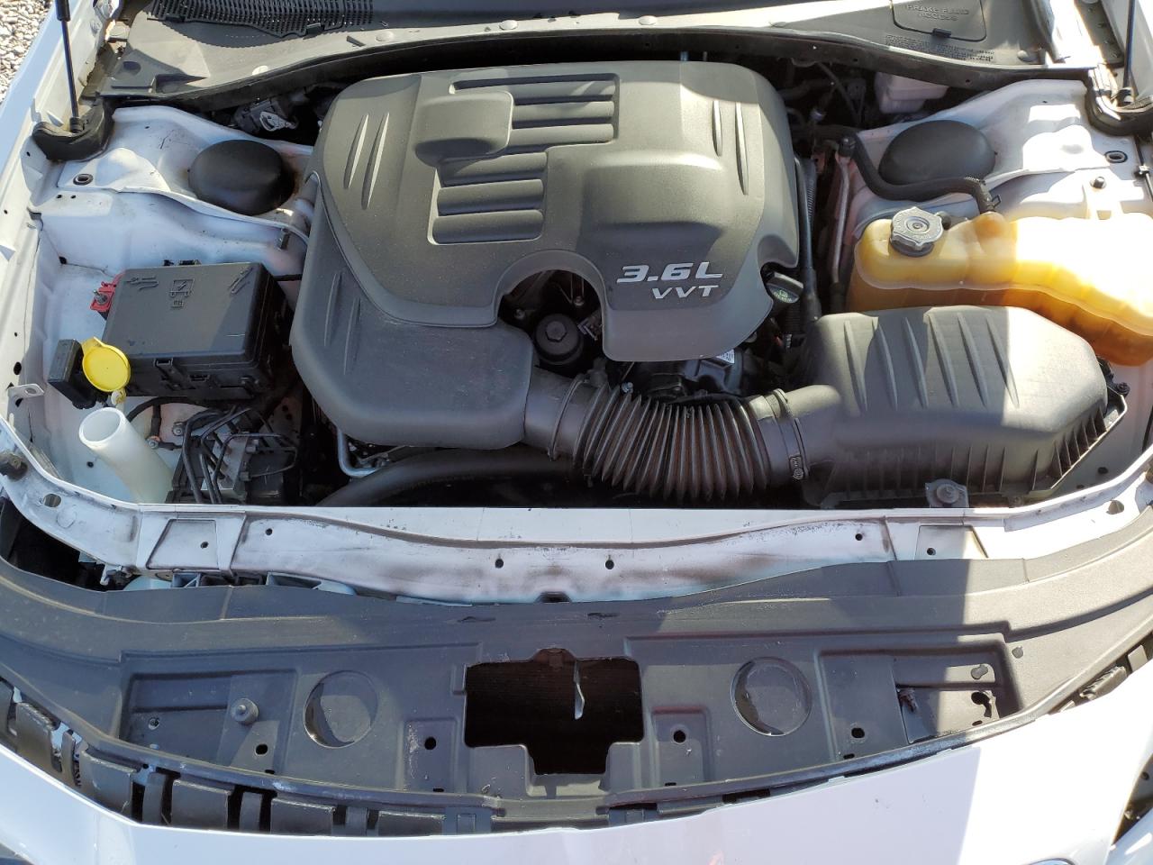 2012 Chrysler 300 - Image 12