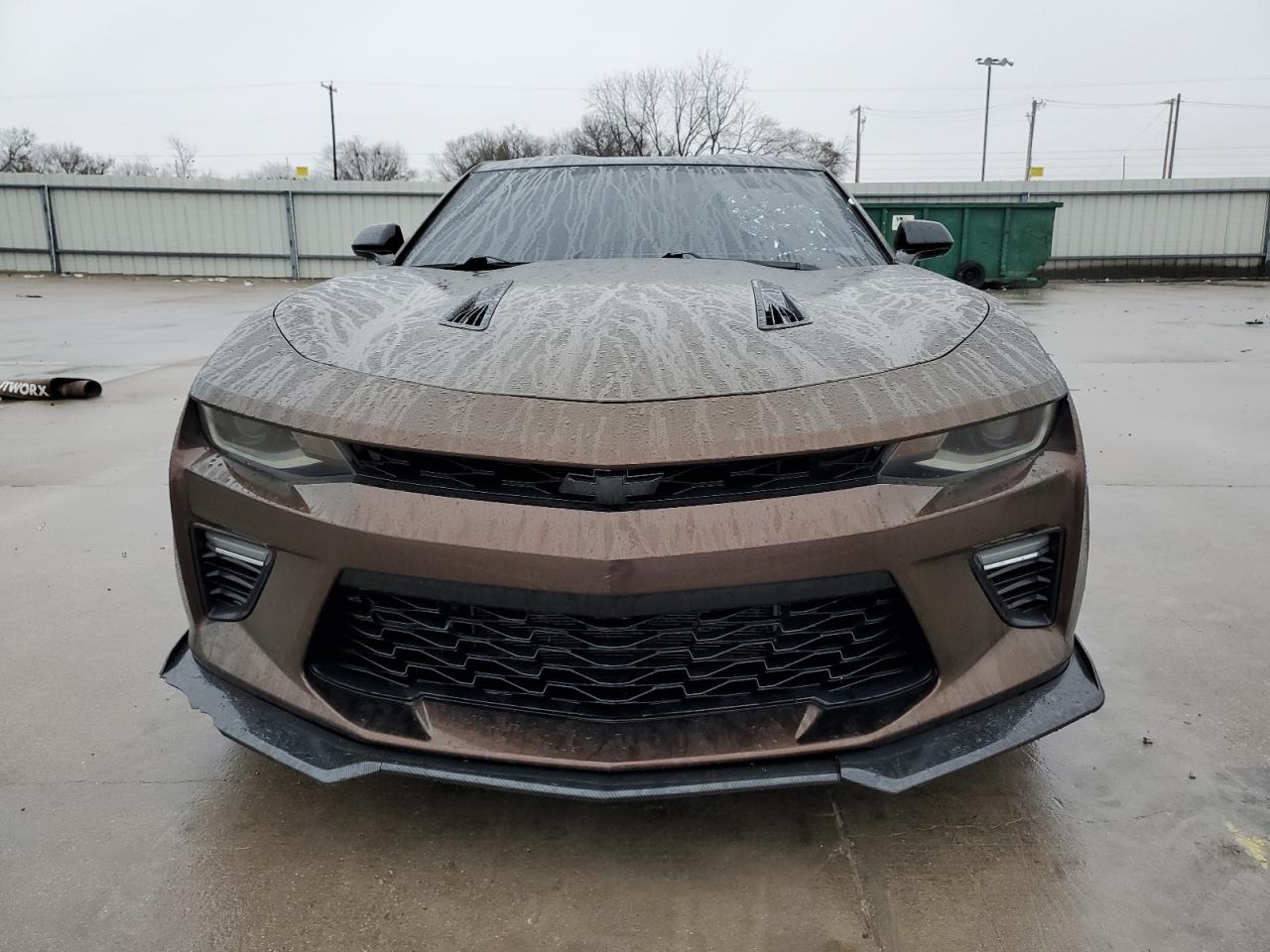 2018 Chevrolet Camaro - Image 5