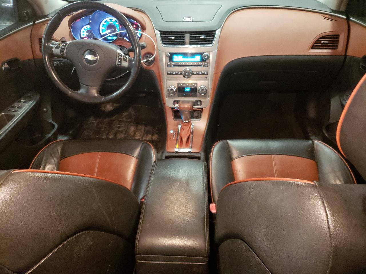 2009 Chevrolet Malibu - Image 8