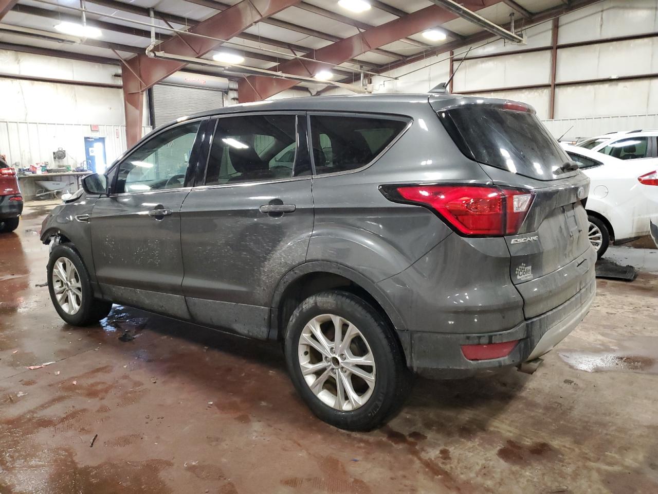 2019 Ford Escape - Image 2