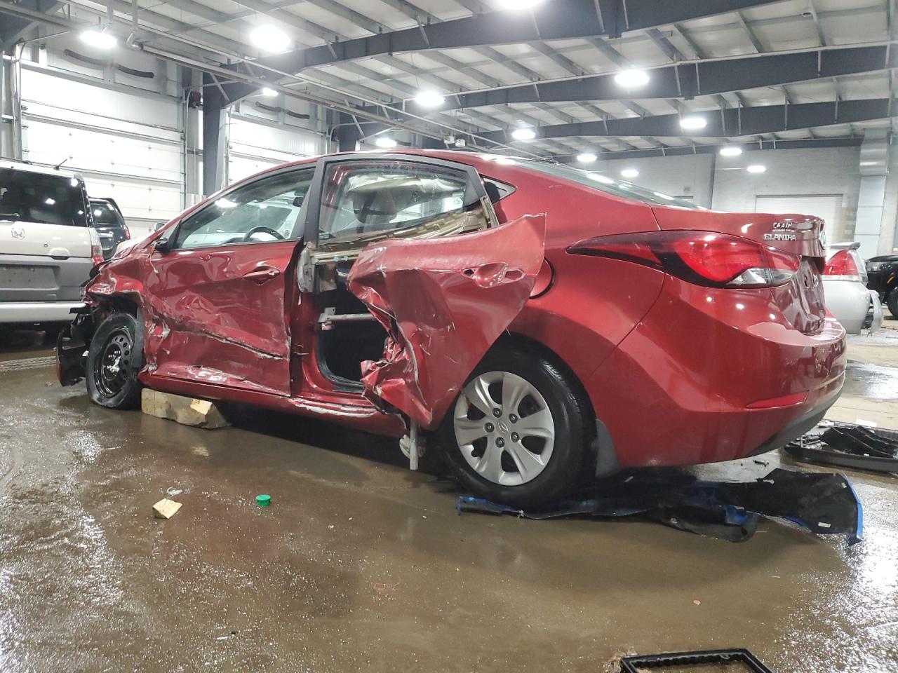 2016 Hyundai Elantra - Image 2