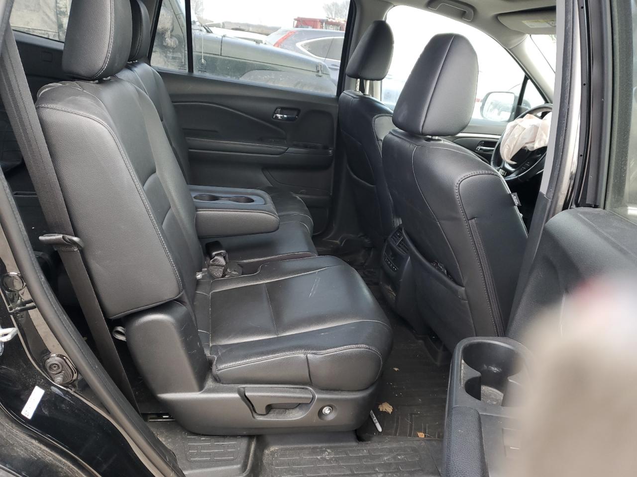 2016 Honda Pilot - Image 10
