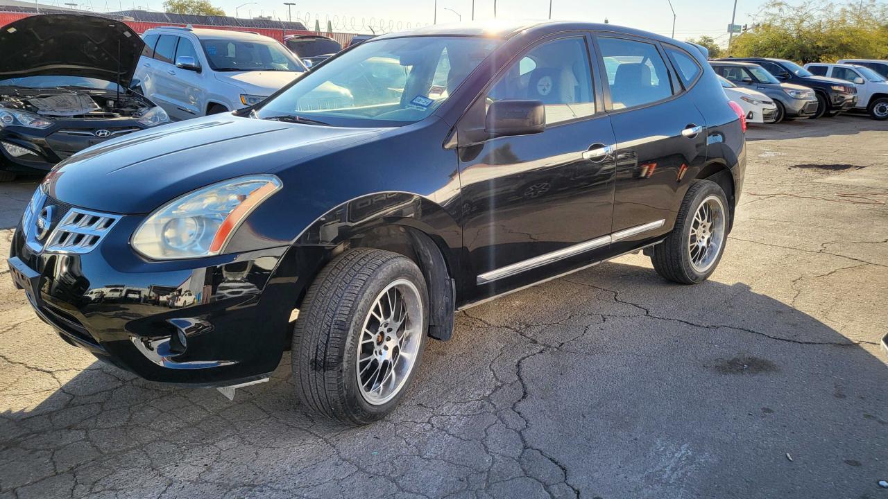 2013 Nissan Rogue - Image 2