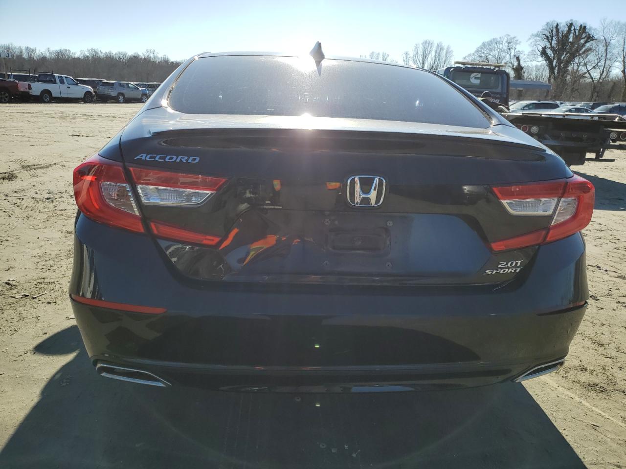 1HGCV2F3XJA049778 HONDA ACCORD 2018