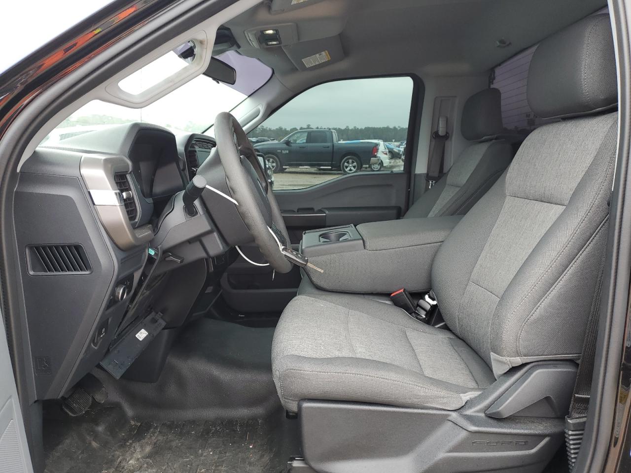 1FTMF1L53RKE17014 FORD F150 2024