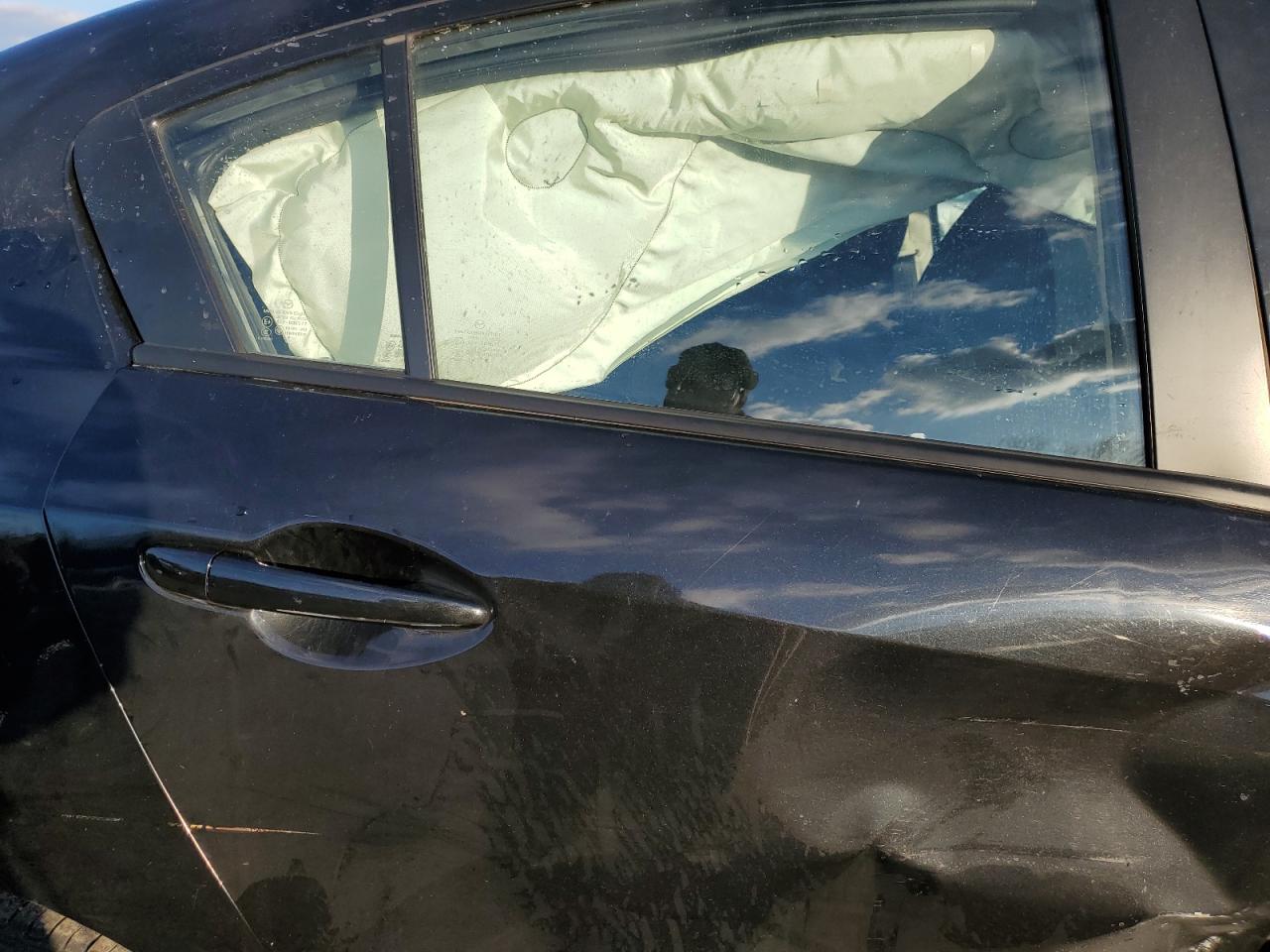 2010 Mazda 3 - Image 10