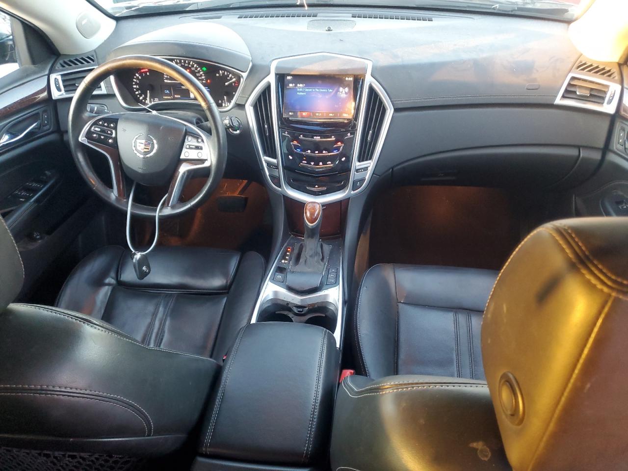 2015 Cadillac SRX - Image 8