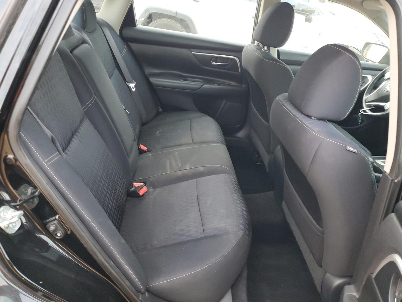 2017 Nissan Altima - Image 10