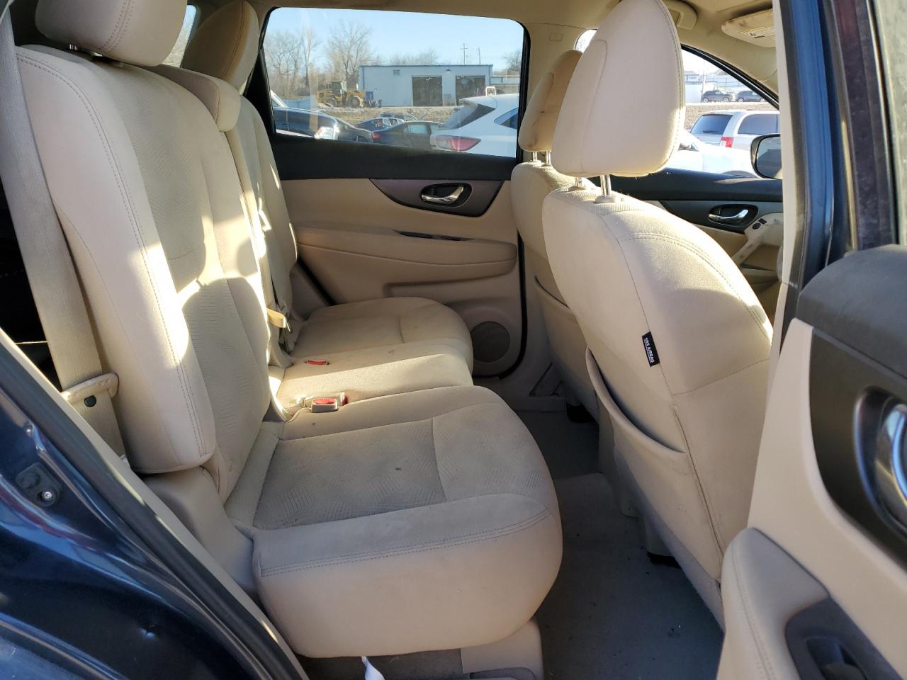 2015 Nissan Rogue - Image 12