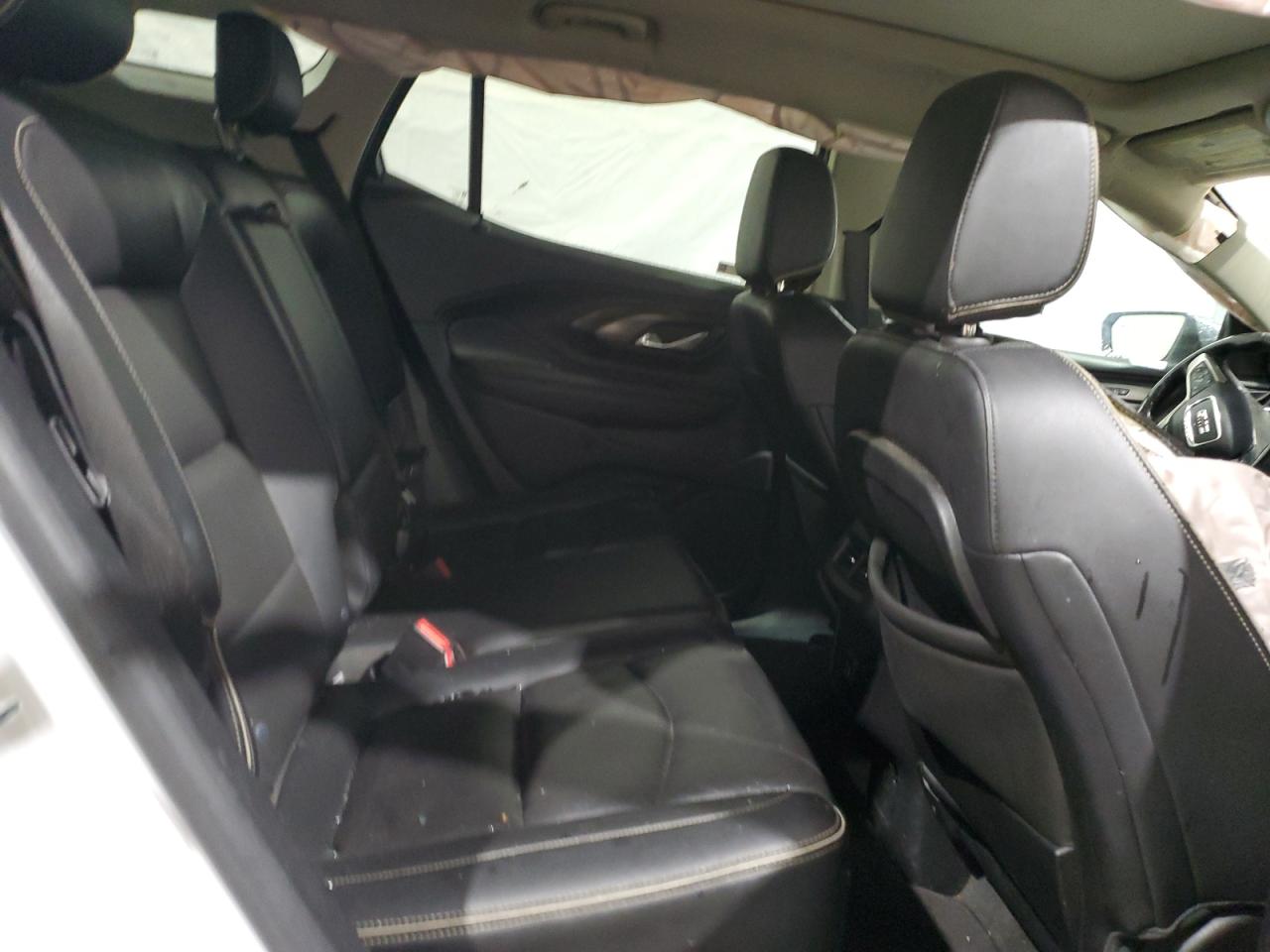 2018 GMC Terrain - Image 12