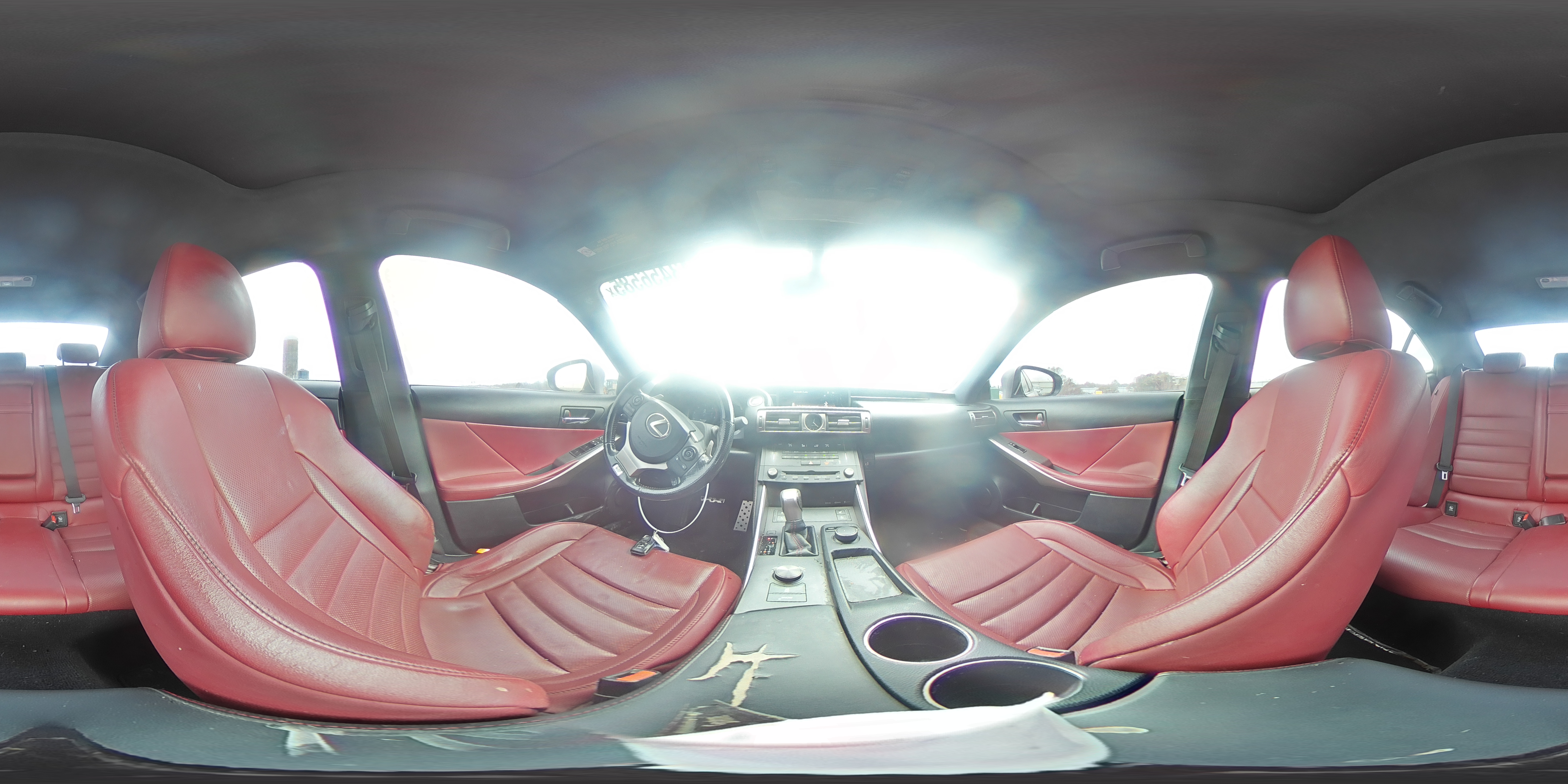 2016 Lexus IS - Image 13