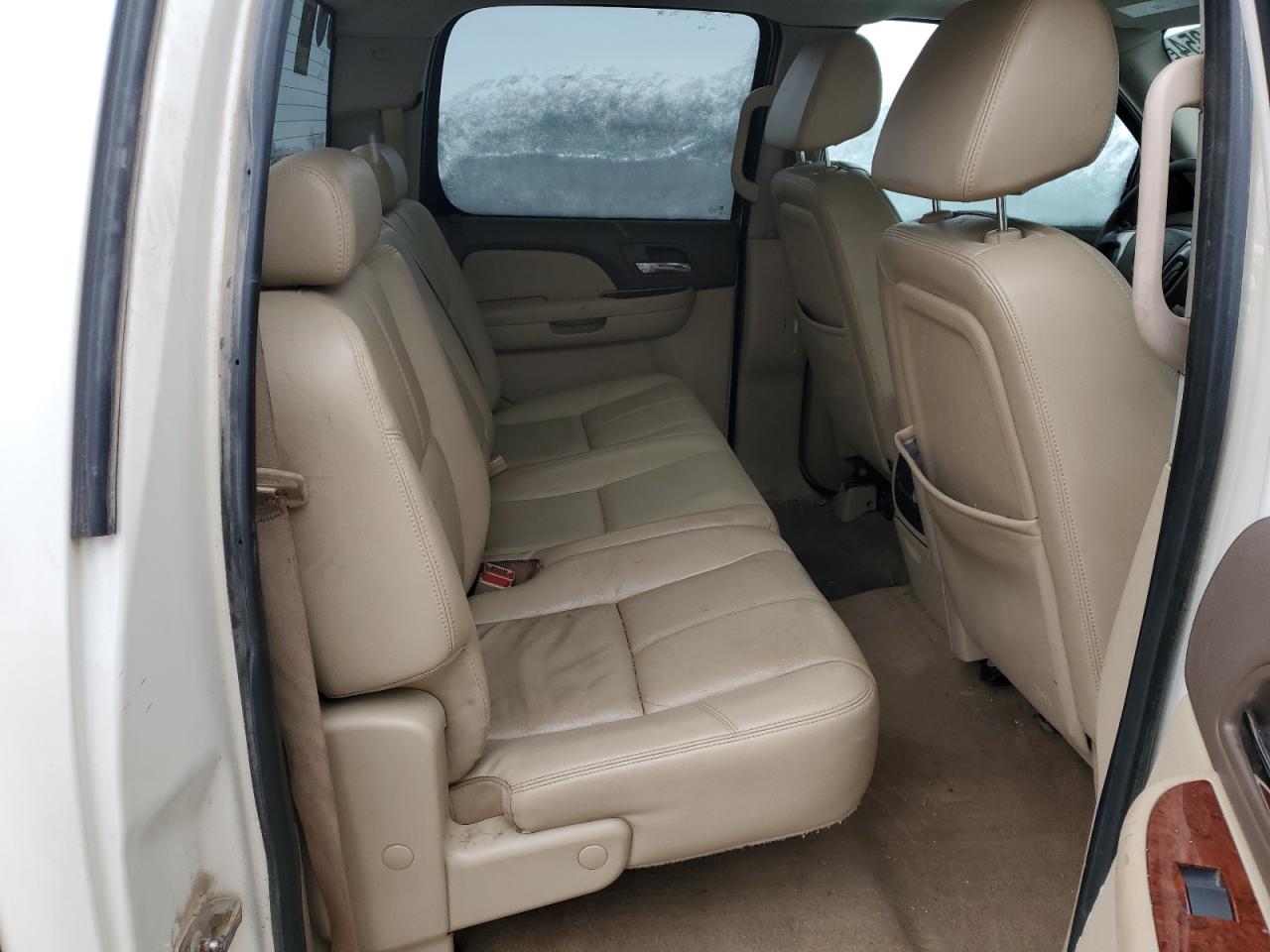 2009 Chevrolet Silverado - Image 10