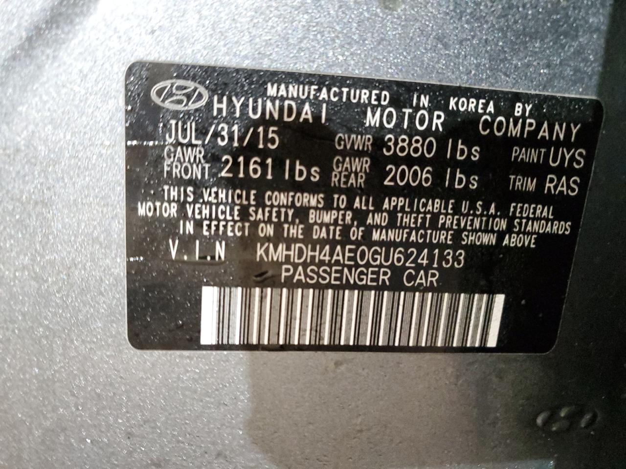 2016 Hyundai Elantra - Image 14