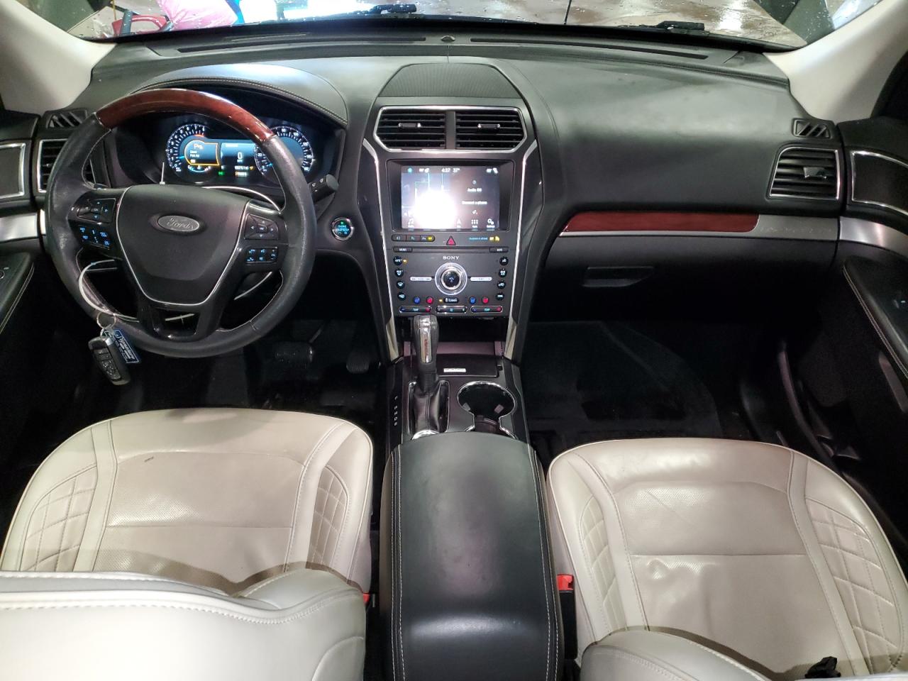 2019 Ford Explorer - Image 8