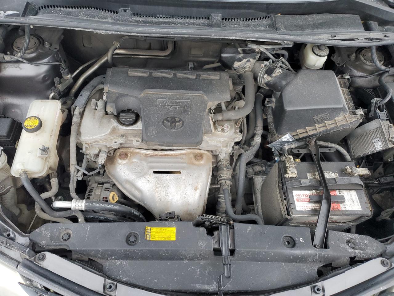 2015 Toyota RAV 4 - Image 12
