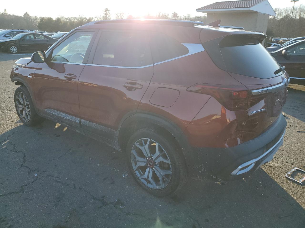 2021 Kia Seltos - Image 2