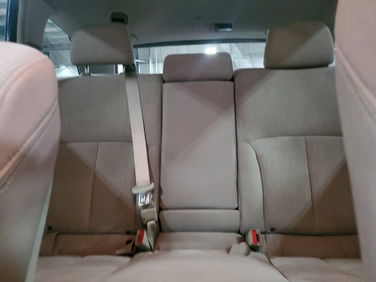 2013 Subaru Outback - Image 10