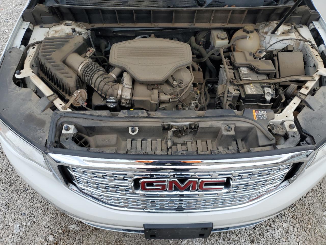 2018 GMC Acadia - Image 12
