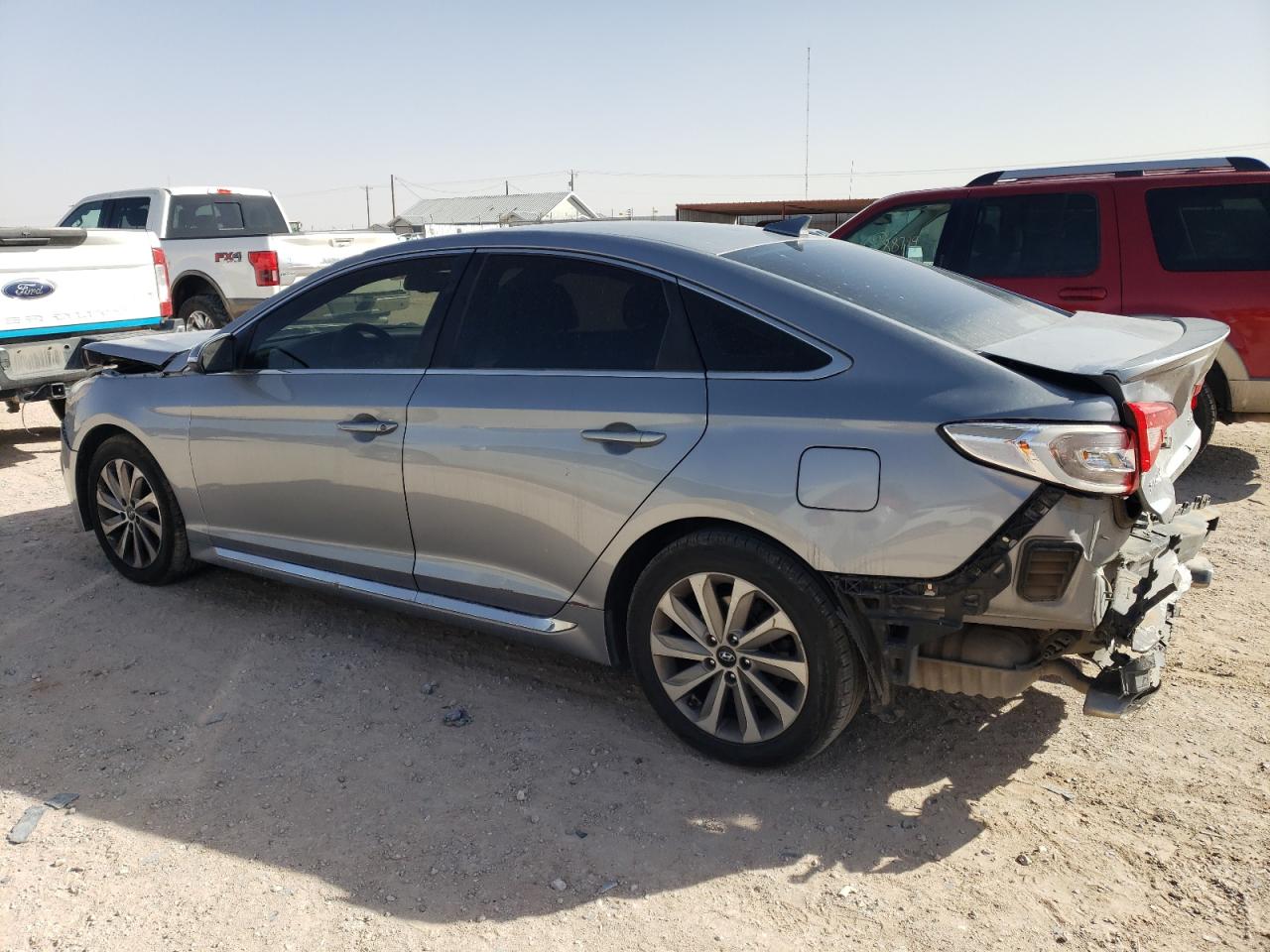 2016 Hyundai Sonata - Image 2