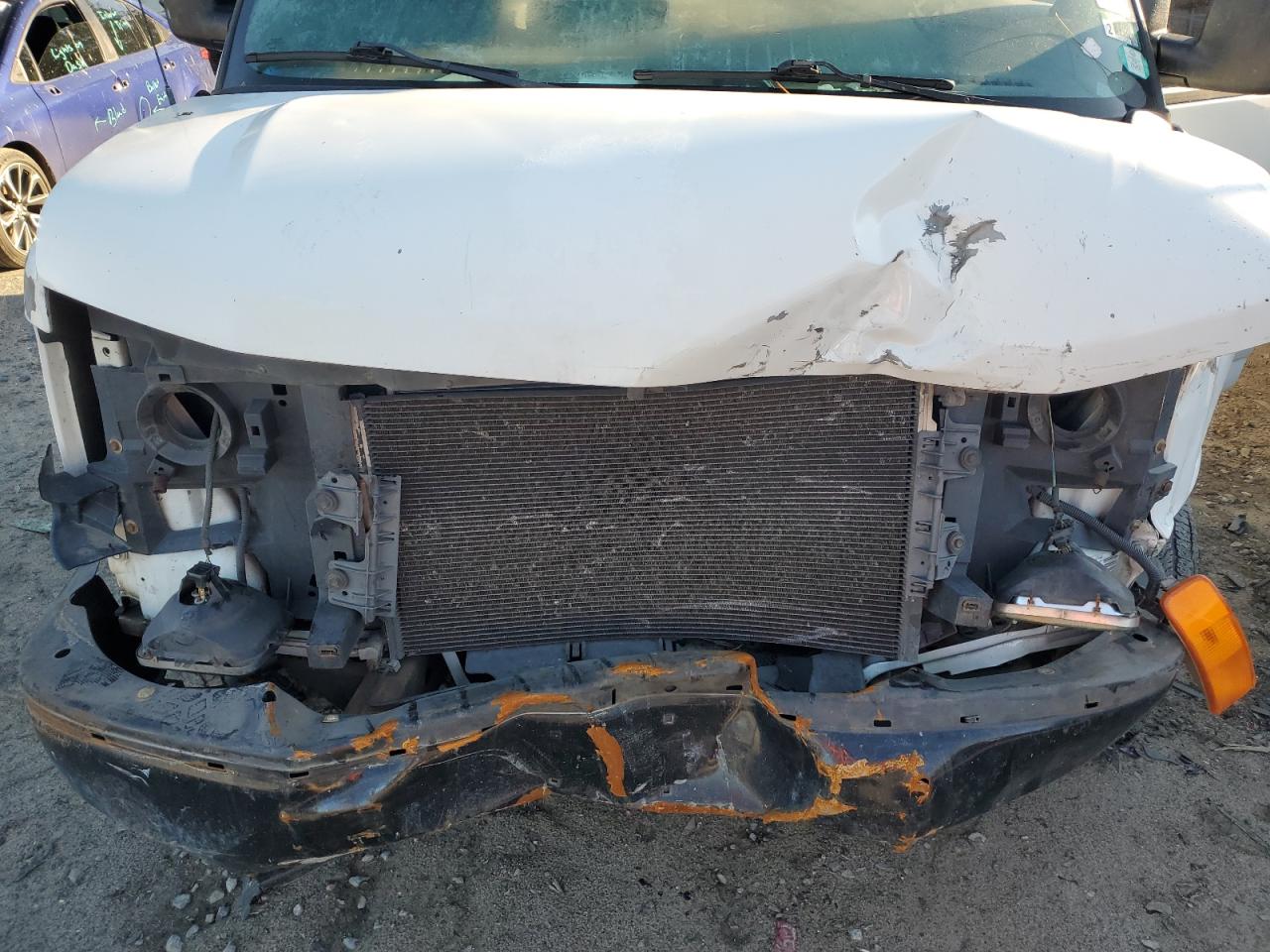 2008 Chevrolet Express - Image 12