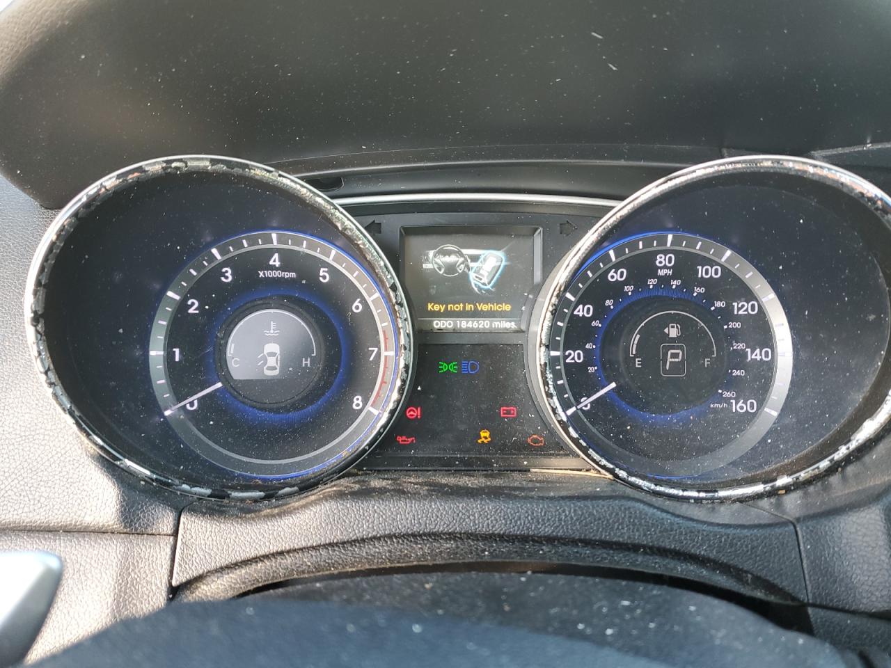 2014 Hyundai Sonata - Image 9