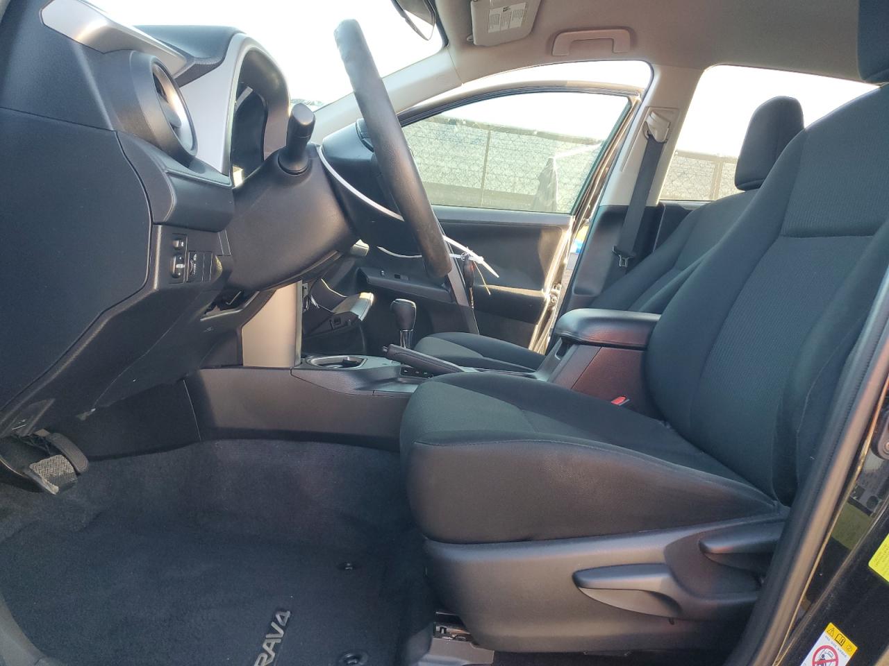 2016 Toyota RAV 4 - Image 7