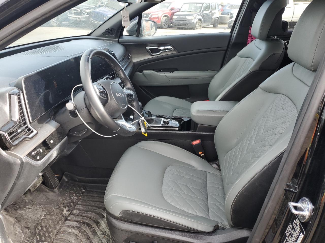 2023 Kia Sportage - Image 7