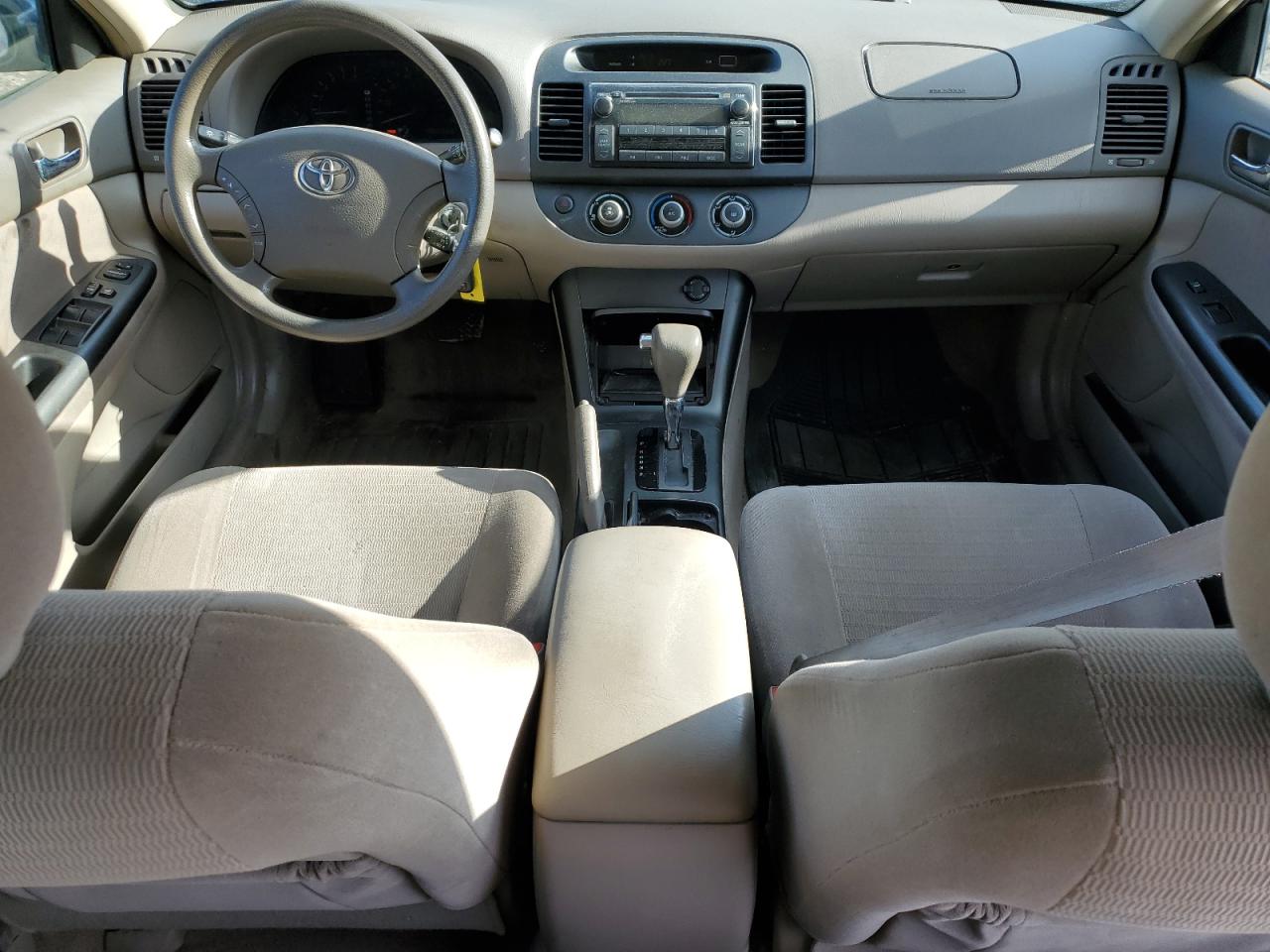 2006 Toyota Camry - Image 8