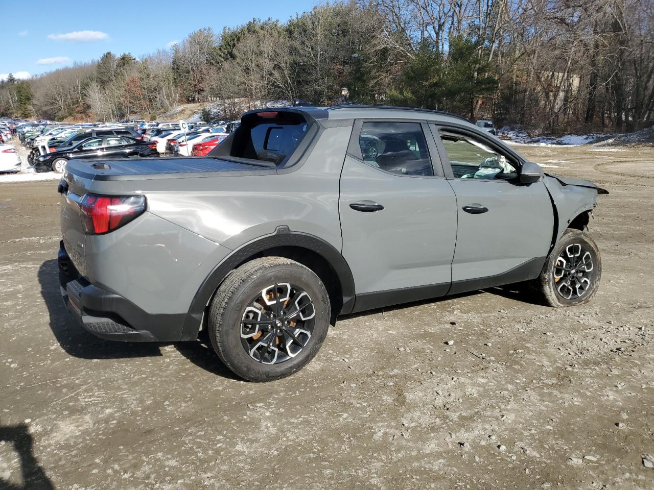 2022 Hyundai Santa Cruz - Image 3