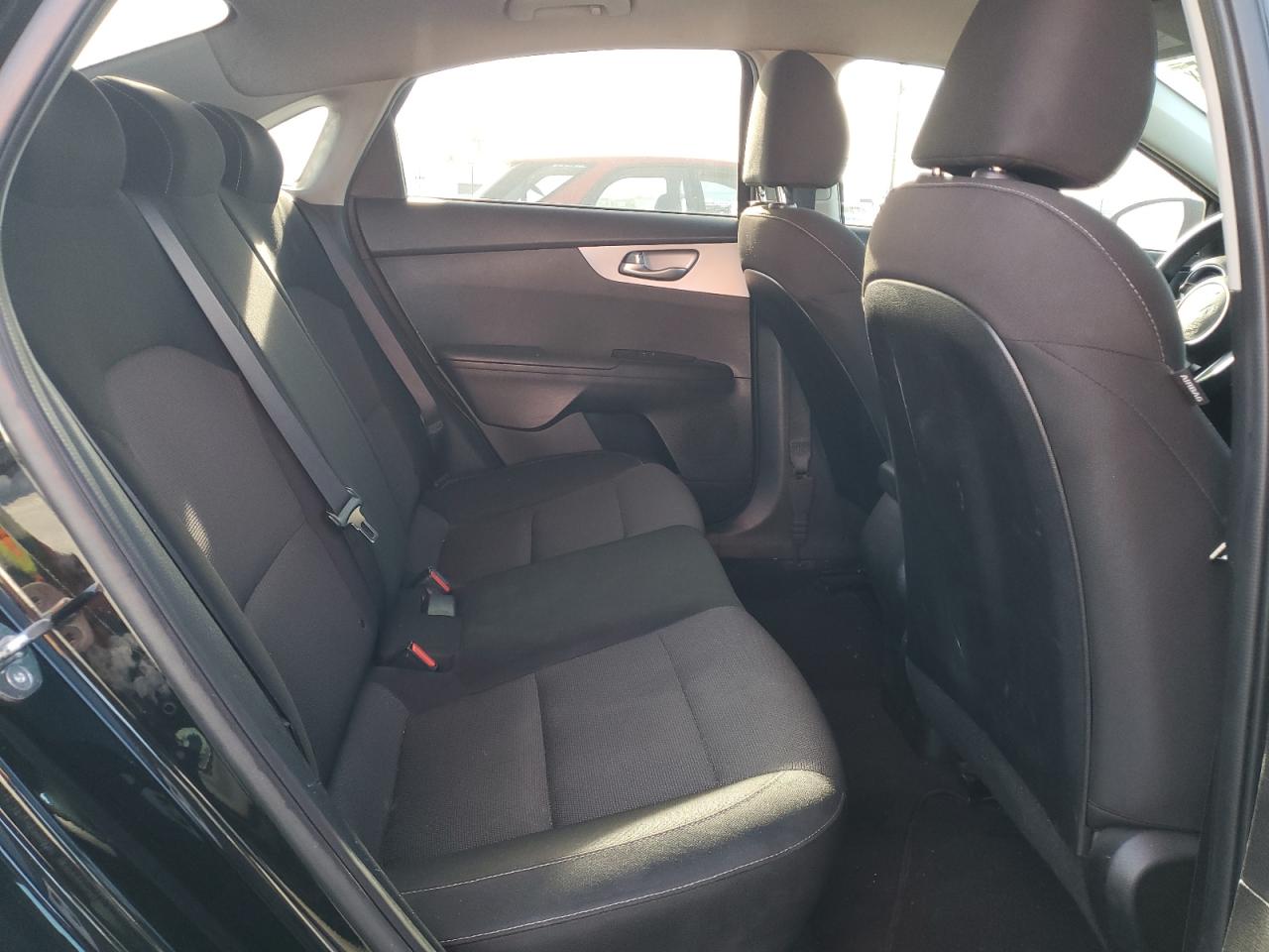 2023 Kia Forte - Image 11