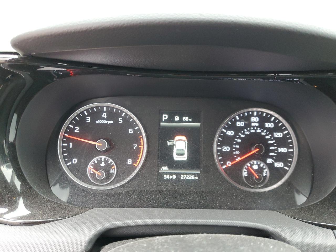 2023 Kia K5 - Image 9