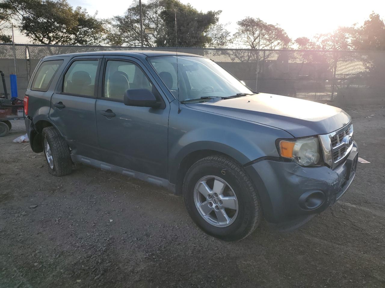 2010 Ford Escape - Image 4
