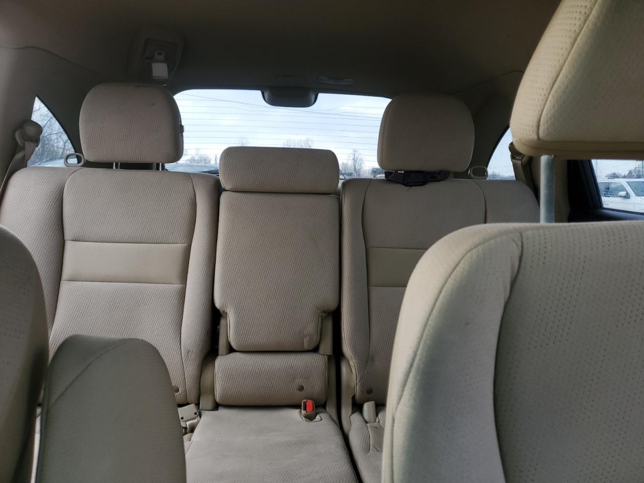 2011 Honda CR-V - Image 10